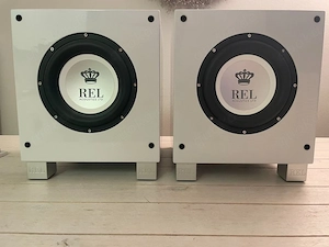 2 x REL T7i Active Subwoofer 