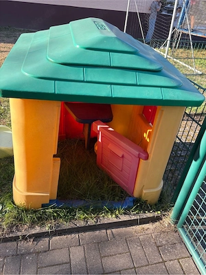 Zu verschenken, Kinder Spiel Haus der Marke Chicco