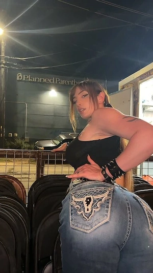Neu: Eine feurige Sexbombe Shoazre (telegram)
