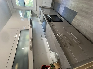 hochwertige Einbauküche mit Miele-Geräten