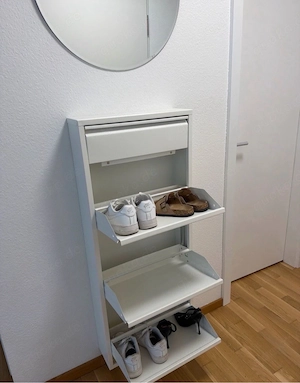 Schuhschrank