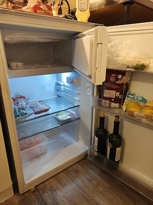 Verkaufen Kühlschrank klein "Amika" KS361 ,107 ltr. (H B T- 84 54 54cm.) = 65,00    