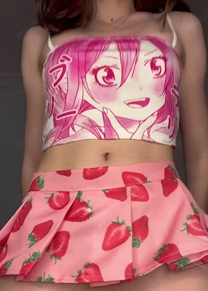 Schönes Top, Cropped Top, Shirt, bauchfrei, Manga, Gr. S