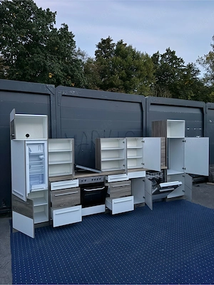 kuche mit Elektrogeräte, fast neu