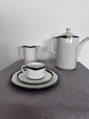 Hutschenreuther Kaffeeservice, kobaltblau mit Goldrand