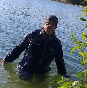 Spaß haben in nassen Klamotten .... suche eine crazy mutige Sie