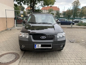 Maverick 2,3 Allrad,klima,leder,schiebedach