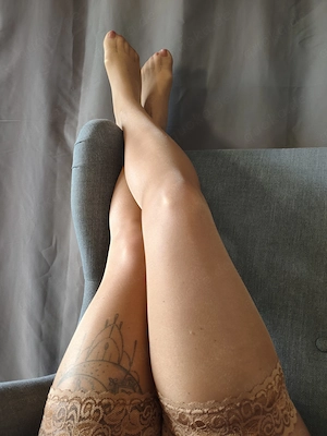 Ein Hauch von Nichts und jede Menge Wirkung.   Verführerische Nylons 