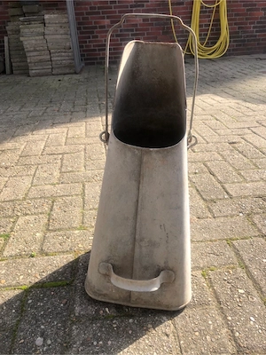 Kohleschüppe zu verkaufen