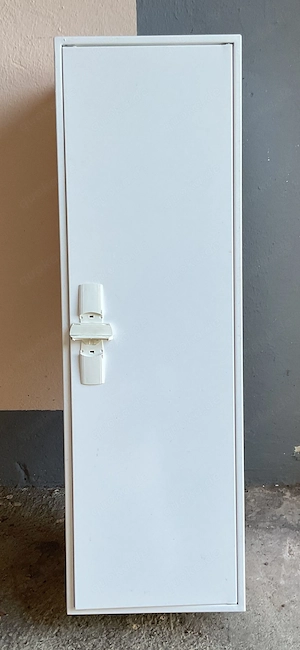 Schaltschrank von ABB, gebraucht abzugeben.(Metall)