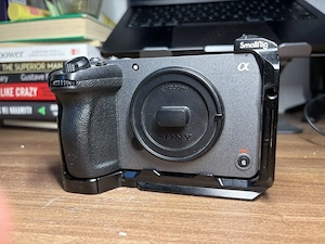 Sony Alpha FX30 Cinema Line Hybridkamera, neuwertig