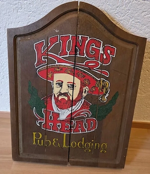 Vintage Dartschrank Kings Head Pub & Lodging   Dartscheibe
