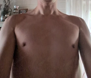 Bei einer entspannenden Sauna oder etwas anderem kennen lernen? Bin attraktiv, 1,86 cm und schlank.