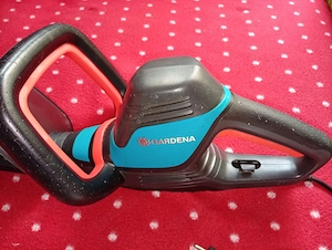 GARDENA Elektro Heckenschere COMFORTCUT 600 Watt Garten Gerät Utensilien Top*