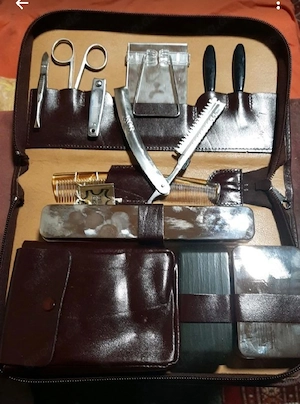 Reise Necessaire Vintage Set 