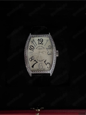 franck muller uhr mit schwarzen leder 