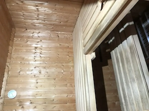 Sauna mit Sitzbänke Thermometer  