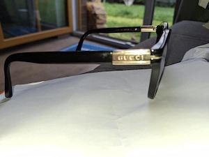 Gucci Sonnenbrille abzugeben