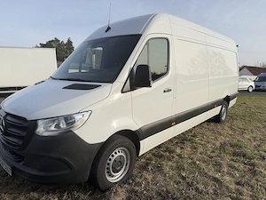 MB Sprinter 319CDI L3H2 AHK-3,5to 69.900Km JungSterneGarantie 2027
