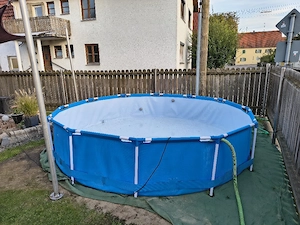 Pool Swimmingpool 