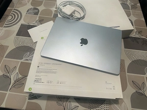 MacBook Air 15  (M4 2025) 16GB Speicher 256GB Speicherplatz