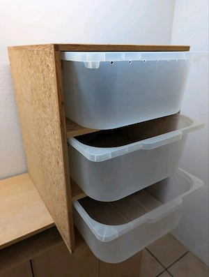 Schlangenrack aus MDF inkl. Heizung