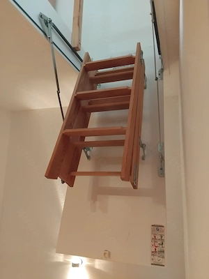 Auszugstreppe Dachbodentreppe Holzleiter Bodentreppe zu verk. 
