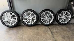 BMW i3 Winterräder 155 70 R19 auf Brock Silber