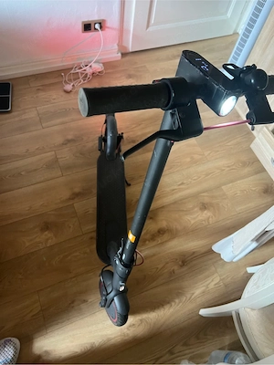 E -Scooter Xiaomi Mi pro 2 mit Papieren Normale Zustand