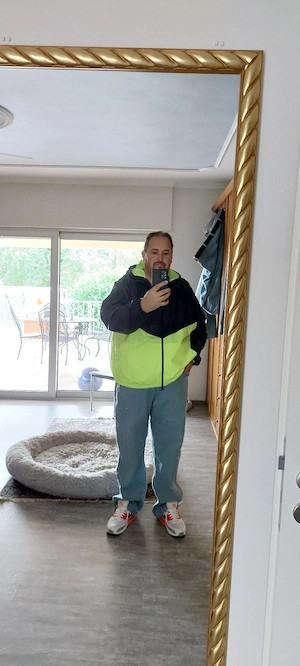 Strenger Dad Gesucht 