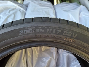 4x Sommerreifen 205 45 R17 88V neuwertig Kumho Ecsta HS 52