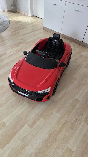 Kinder-Elektroauto 12V   Wie neu! Nur 3x benutzt