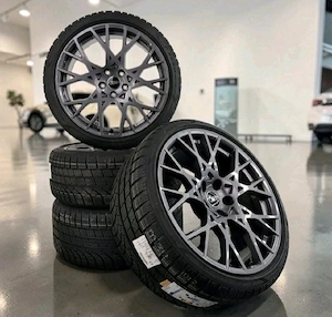 Neu Original Audi RS3 8Y Winterräder 19 Zoll Felgen  Performance 