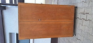 Vintage-Kleiderschrank aus der Mid-Century-Ära (ca. 1950er 1960er Jahre)