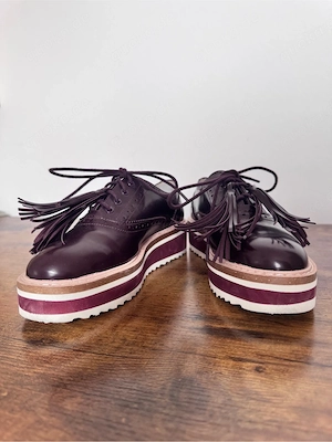 Elegante Oxford Schuhe von Zara, 37