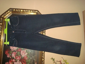Dunkelblaue Jeans von Tommy Hilfiger W 33