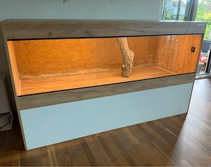 Großes Terrarium 200x80x112 cm Holzoptik