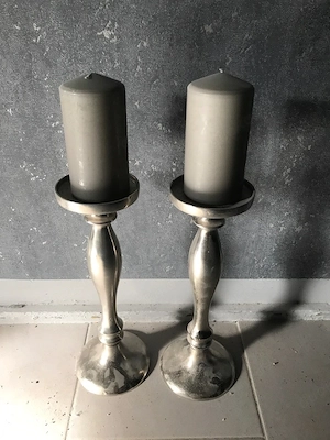Kerzenständer inklusive Kerzen
