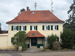 Großes Wohnhaus mit Garten in Amerdingen ab sofort zu vermieten