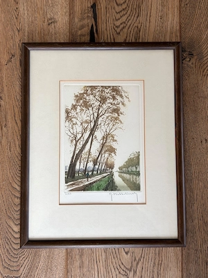 Signierte und nummerierte Radierung   Kunstdruck mit Landschaftsmotiv im Holzrahmen