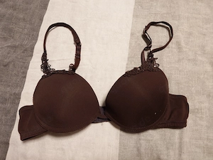 Hunkemöller BH 75A   dunkelbraun mit Spitzendetails