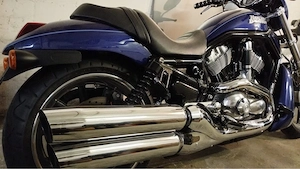 Biete eine Harley-Davidson (USA) 