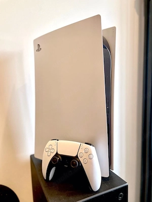 * playstation 5 digital + 1 original controller *