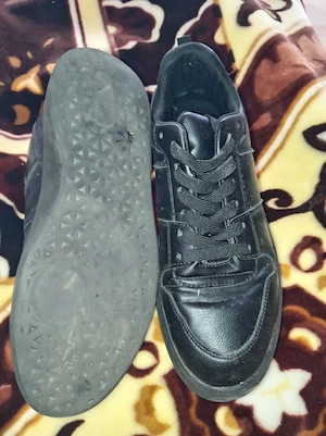 Gebrauchte Schuhe in schwarz 