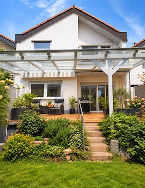 charmantes Reihenhaus mit Garten, Terrasse und 2 Stellplätzen in Flörsheim a.M. zu verkaufen 