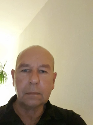 Suche nette Frau bis 63 Jahre für eine feste Partnerschaft, Nationalität nebensache