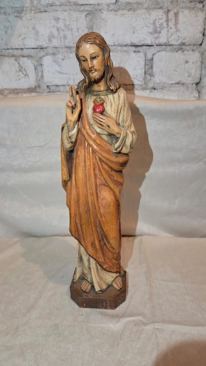 Herz Jesus Figur aus Holz, geschnitzte Jesusstatue Vintage