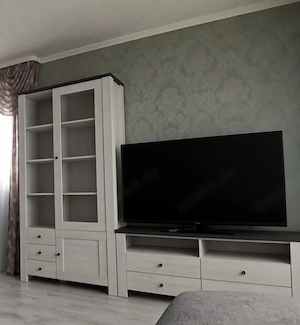 Wohnwand Landhausstil  Vitrinenschrank +TV-Board