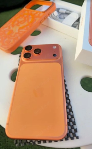 iPhone 17 pro max