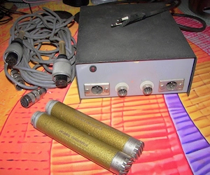 2x Neumann RFT Gefell Mikrofon M582 (M 92a ) + 2x M69 Omni Gold Membrankapsel + Kabel und Netzgerät